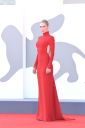 161322772_vanessakirby-piecesofawomanvff090520_tcc-27.jpg