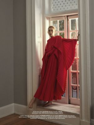 Click to view full size image
==============
LOfficiel_Paris_2023_12_fr_downmagaz_net-041_14598f549f3dc651f904529b0124c61c.jpg LOfficiel_Paris_2023_12_fr_downmagaz_net-041_14598f549f3dc651f904529b0124c61c.jpg