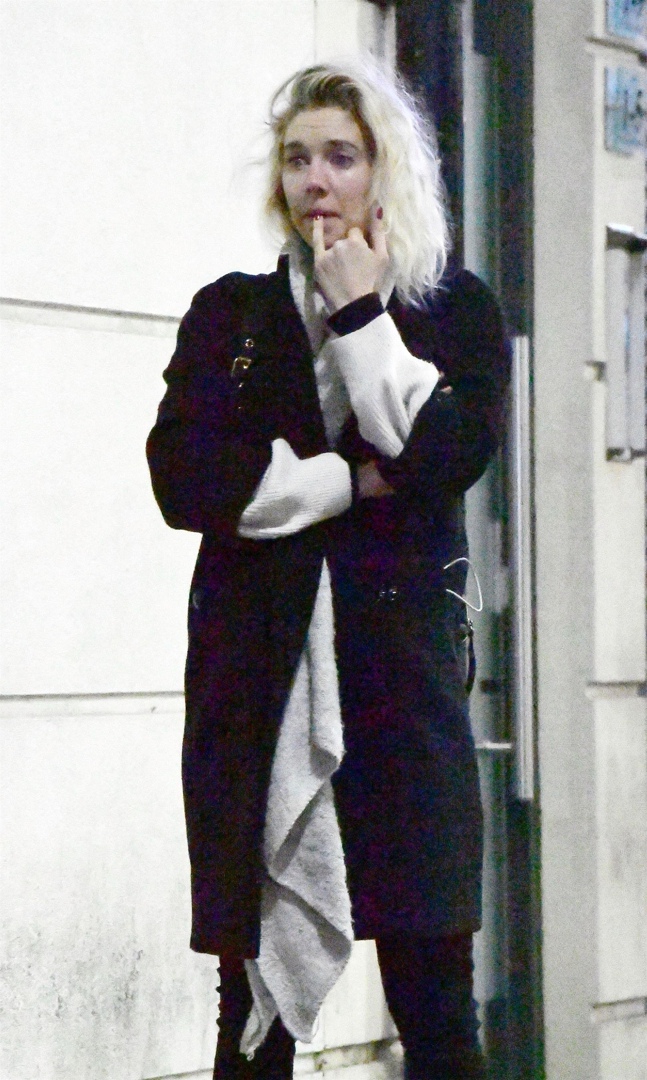 dgIhvqbCS2I.jpg