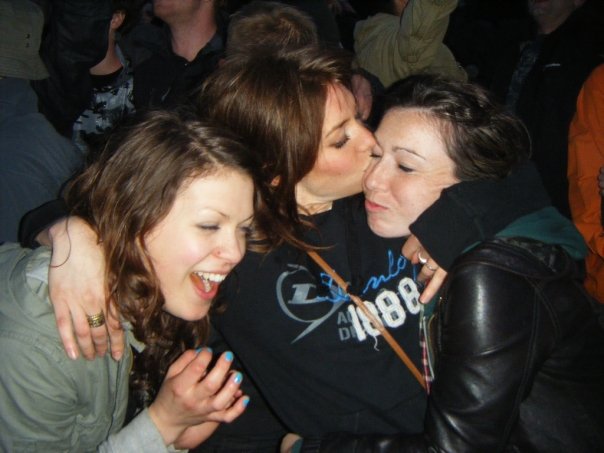 4464_539021452355_4193035_n.jpg 4464_539021452355_4193035_n.jpg