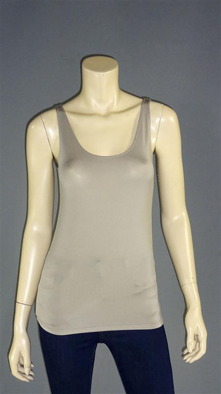 MeBeforeYouByUniqloSizeSmallColorGrey-SoldbyVipFanClubs.jpg MeBeforeYouByUniqloSizeSmallColorGrey-SoldbyVipFanClubs.jpg